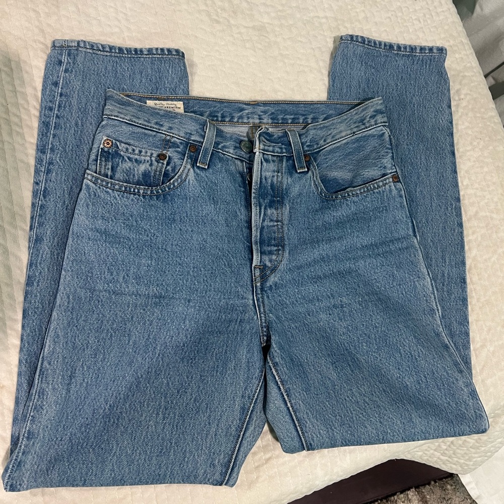 Levi’s 501 straight leg Premium - Picture 3 of 10